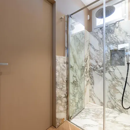 Skylife Eternal Penthouse Apartman Róma